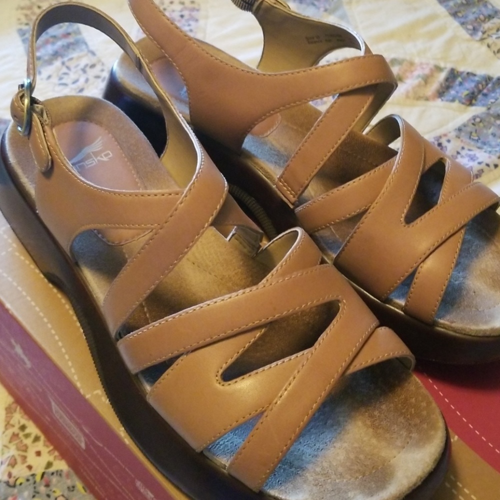 Dansko Lolita full grain sandals